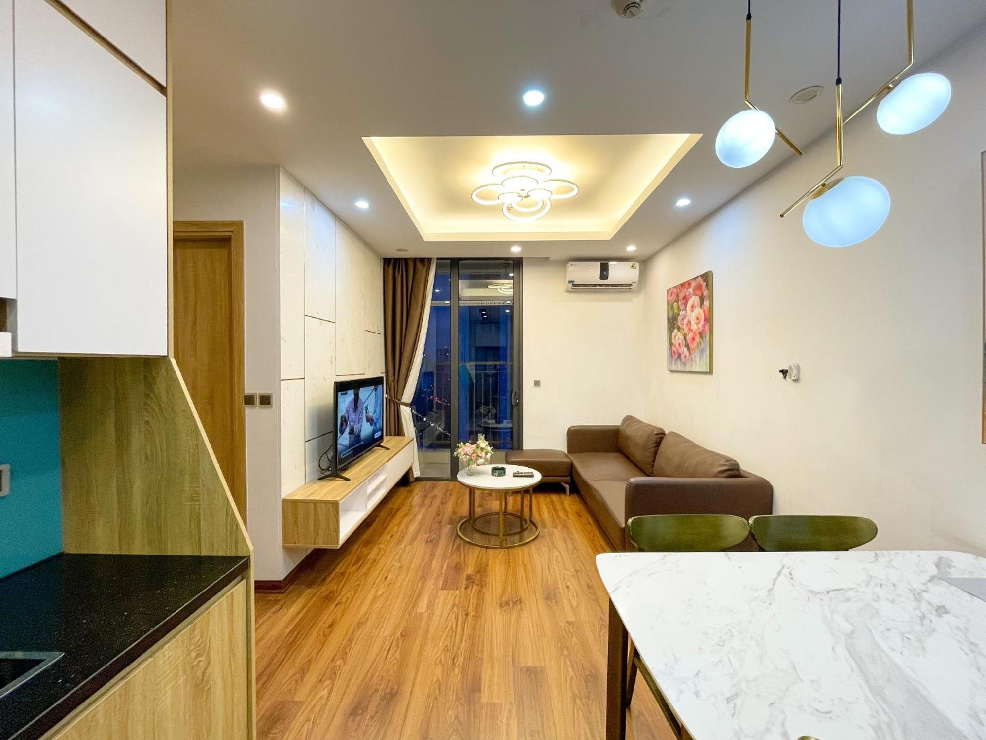 Rosee House -Luxury Apartment In Vinhomes Greenbay Ханой Экстерьер фото
