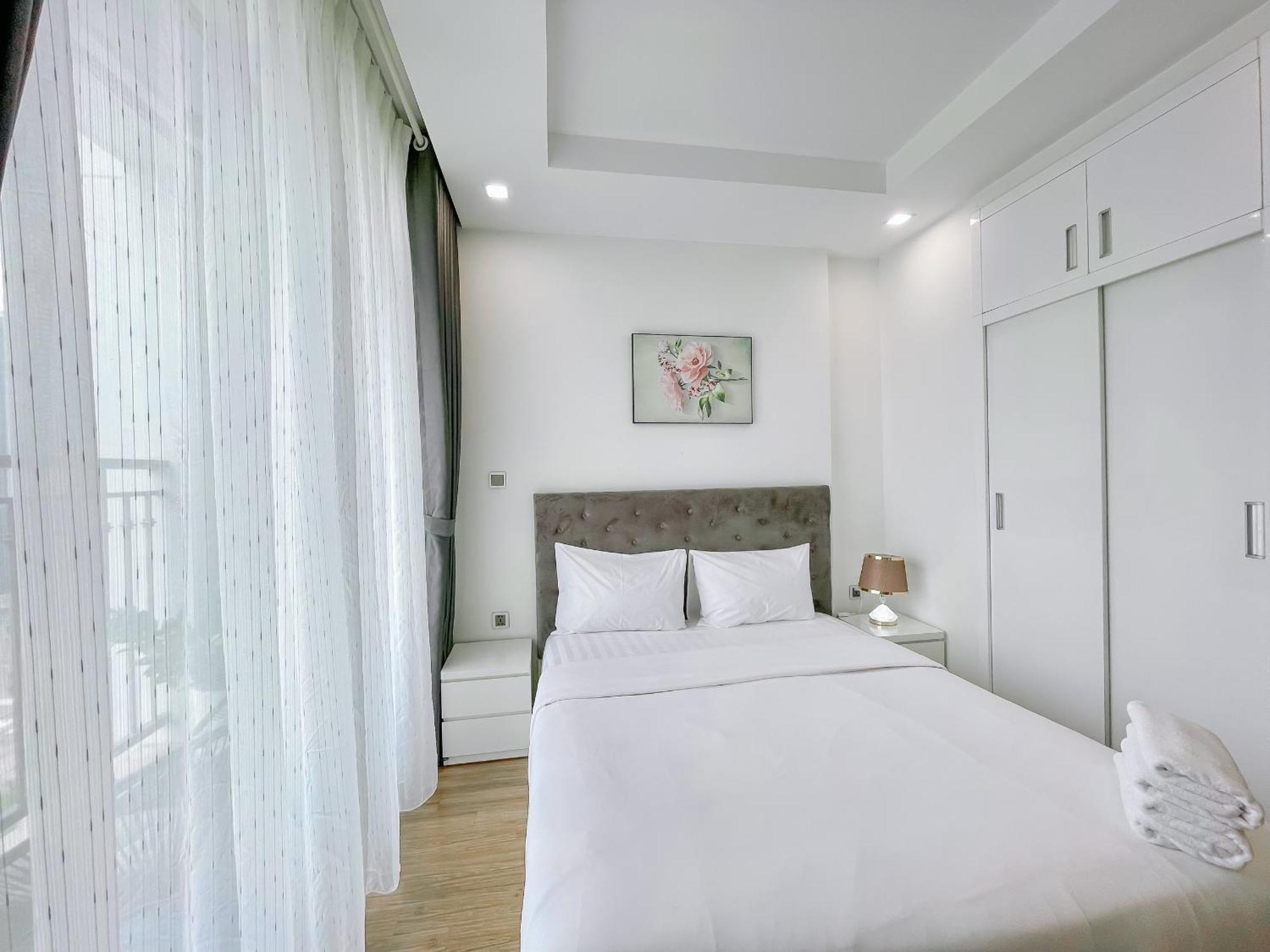 Rosee House -Luxury Apartment In Vinhomes Greenbay Ханой Экстерьер фото